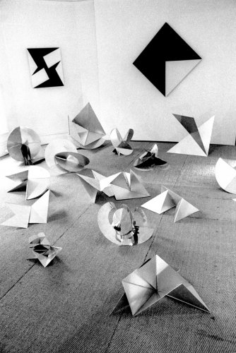 Lygia Clark sculpture - Details