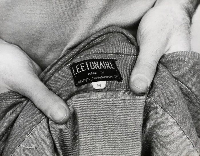 Medium, Medium - Details Medium, Medium - Details